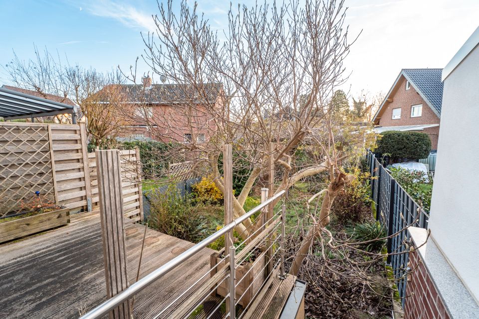 Solides Reihenmittelhaus mit Garage und ausgebautem Dachstudio. in Erftstadt