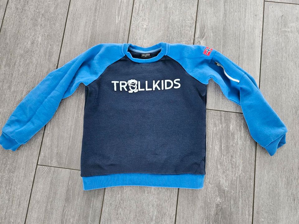 Trollkids Pullover 152 in Lörzweiler