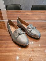 Moda in Pelle Loafers Gr. 40 Silber silver Damenschuhe Ballerinas Nordrhein-Westfalen - Bünde Vorschau