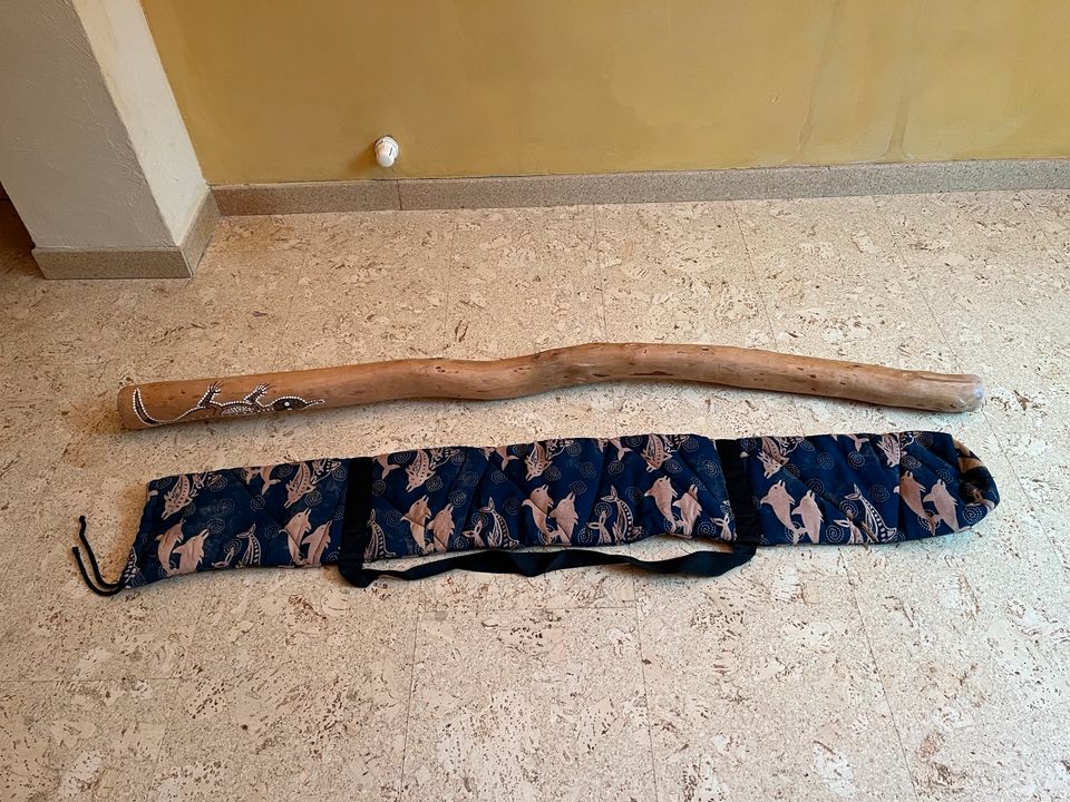 Didgeridoo , Australien mit Transporttasche in Sandhausen