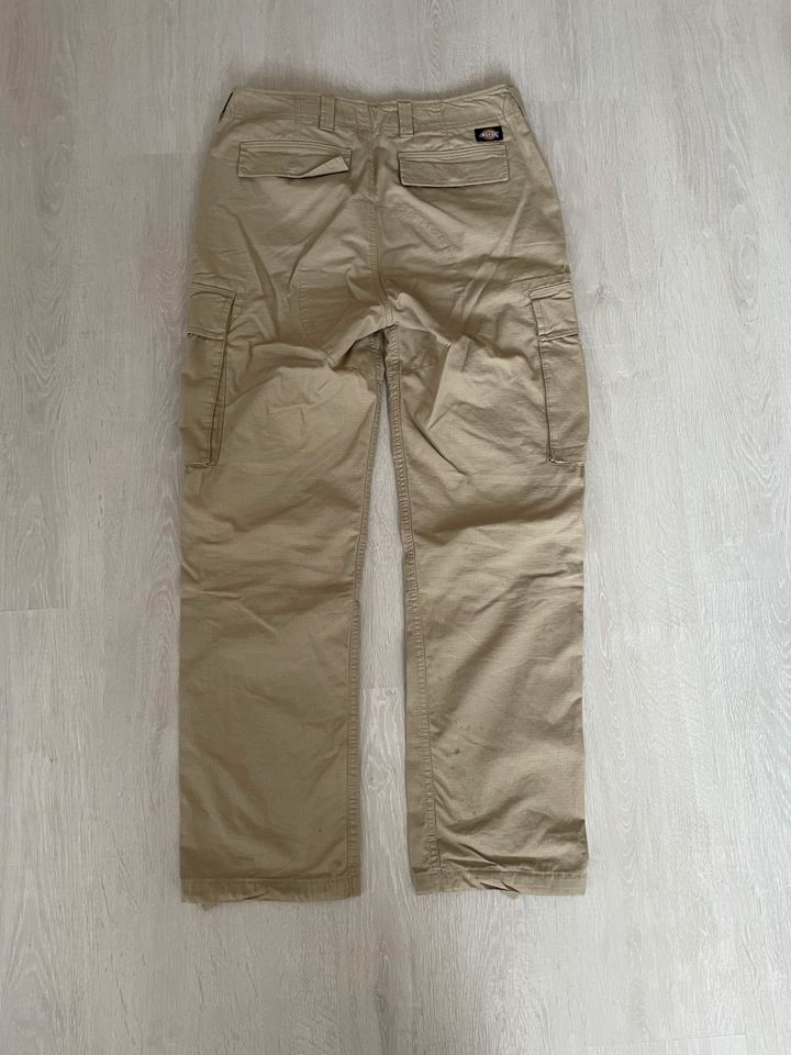 Dickies Eagle Bend Khaki Cargohose, Hose Größe M L W31 beige in Neuss