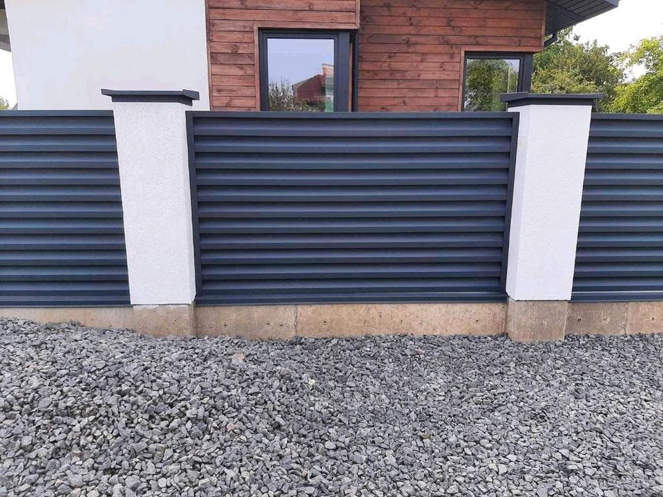 Modern zäune Doppelstabmattenzäun Carport Tore Pforte Zaunbau Alu in Freiburg im Breisgau