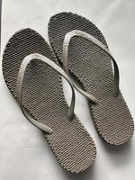Flip-Flops  Gr. 39, grau, Glitzer, sehr guter Zustand Saarland - St. Ingbert Vorschau