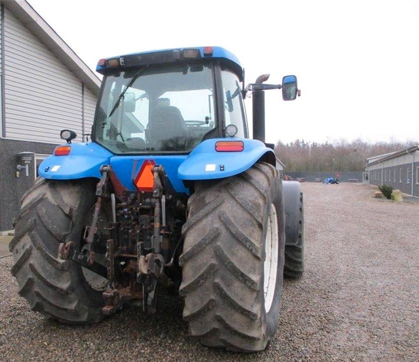 New Holland TG230 /T8030 in Neustadt am Rübenberge