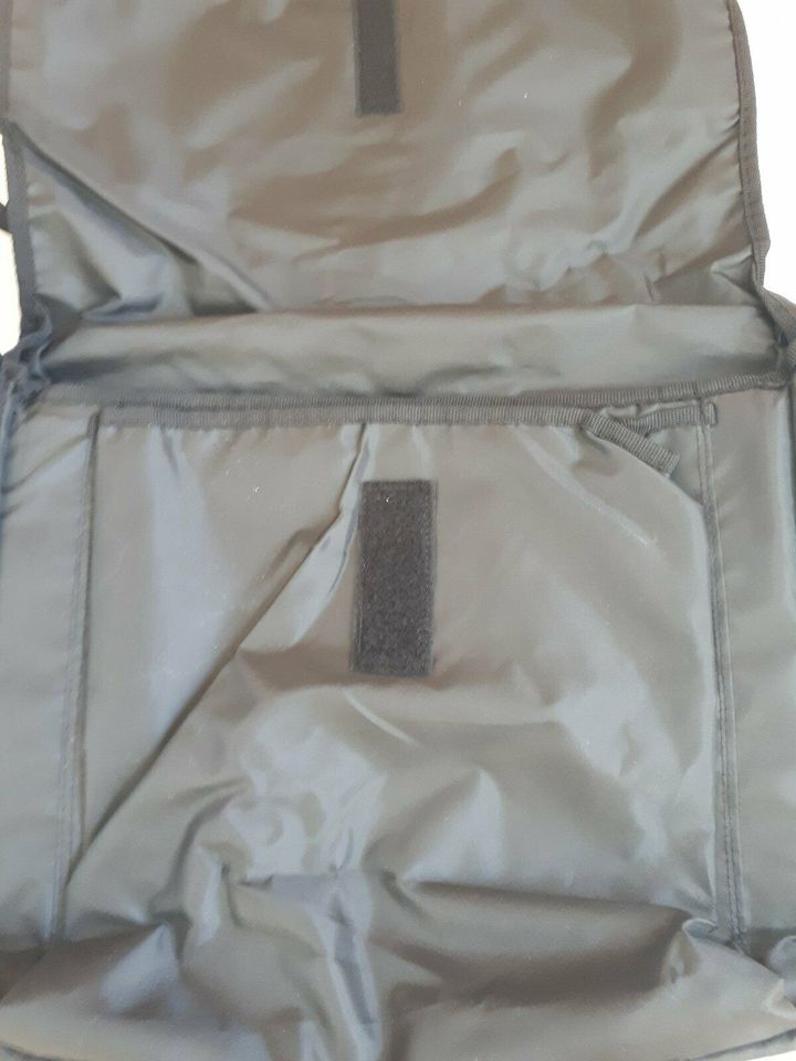 Notebook Tasche, 15,6 Zoll, Schwarz, neu ohne Etikett. in Kempten