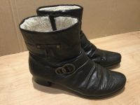 Dunkelbraune gefütterte Stiefel Rieker Größe 38 UK 5,5 Hessen - Volkmarsen Vorschau