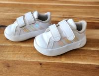 Adidas Kleinkind Sneakers - Größe 22 Nordrhein-Westfalen - Haan Vorschau