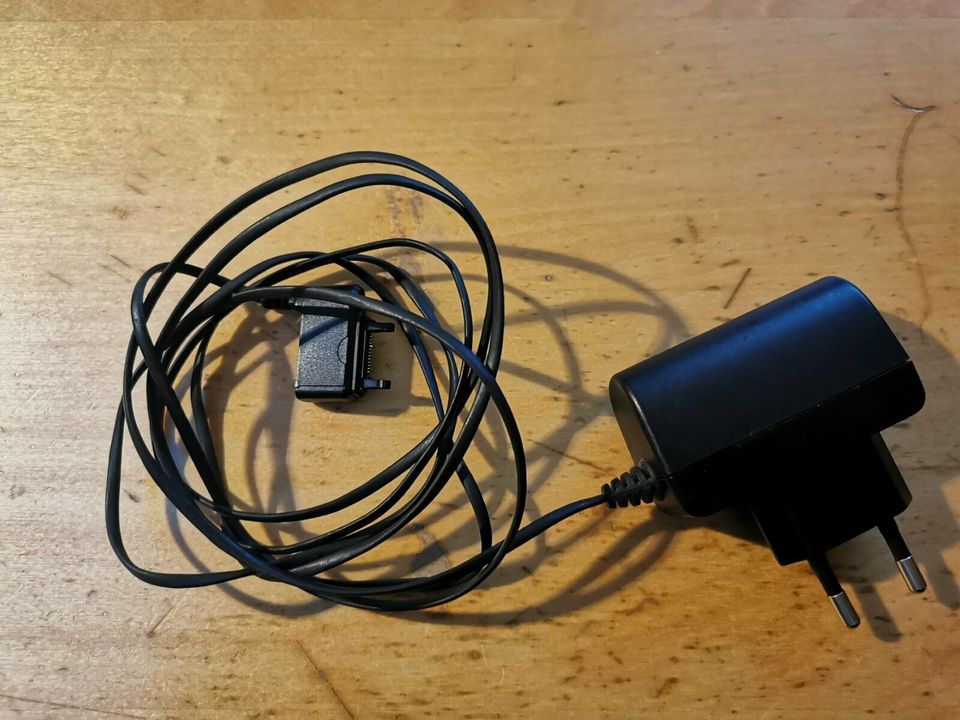 Sony Ericsson Original Ladekabel Ladegerät Netzteil in Seelze