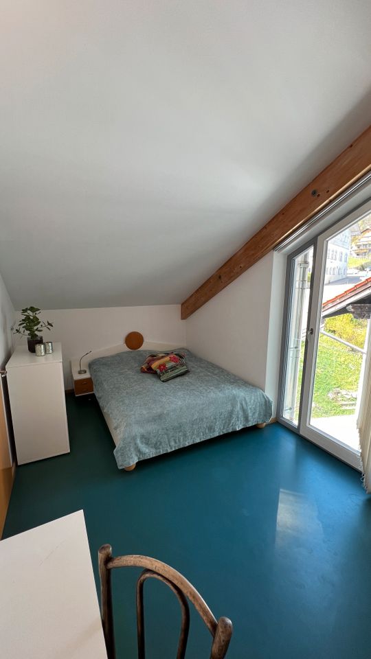 Provisionsfrei! Exklusive Dachgeschosswohnung im Oberallgäu in Waltenhofen
