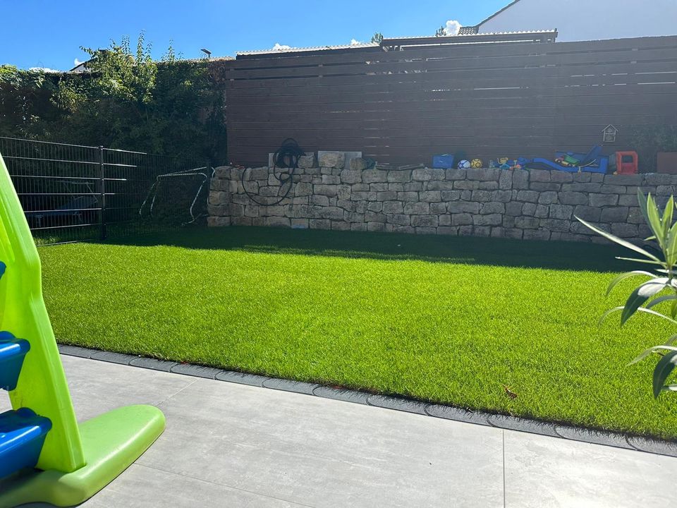 Hecke schneiden Garten Bagger Arbeit Garten Bau in Homberg