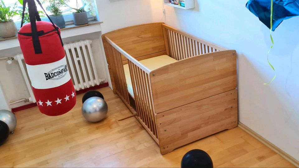 Pinolino Kinderbett Natura 70x140 mit BabyONE Matratze und Extras in Köln