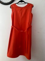 Uniquo Kleid orange-rot Gr. 40-42 Frankfurt am Main - Ostend Vorschau