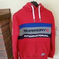 Hoodie, rot, von SuperDry Nordrhein-Westfalen - Verl Vorschau