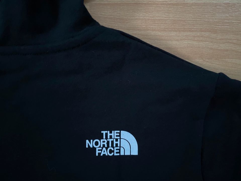 The North Face Hoodie Kapuzenpullover Sweatshirt Schwarz Neu Gr.S in Stuttgart