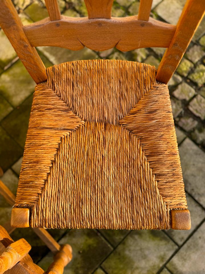 6 Stühle aus Eiche - massiv - alt und stabil  - Vintage - Antik in Schöppingen