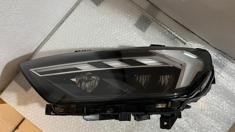 Audi A1 Scheinwerfer 82A941033D, 90106082 FULL LED Vorne Links in Markgröningen
