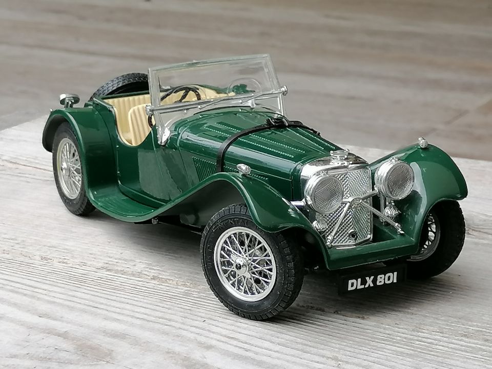 1:18 Jaguar Alfa Ferrari Fiat Polistil Revell Bburago Ertl Mille in Dillingen (Donau)