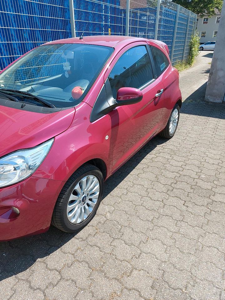 Ford Ka Limousine  3 türig Titanium 1,2 l 51Kw(69) in Duisburg