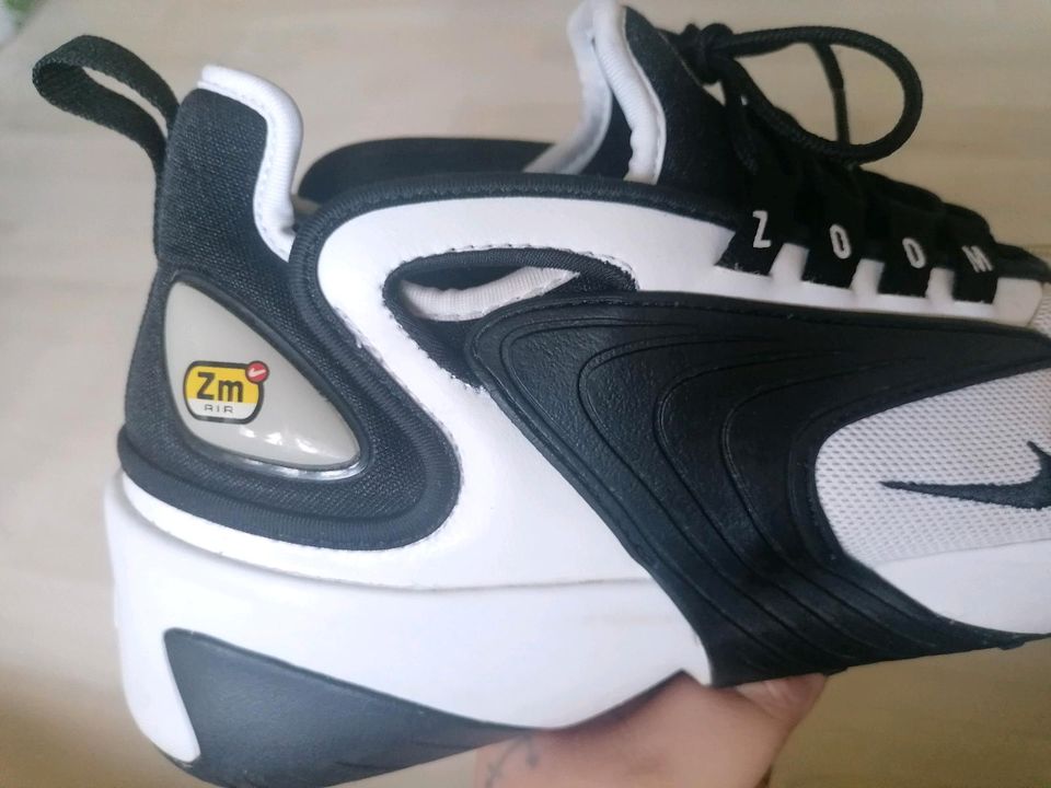 Nike air zoom 2000 sneakers 42 in Halle
