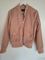 Bomberjacke/Übergangsjacke rose, Gr 36 Hessen - Gelnhausen Vorschau