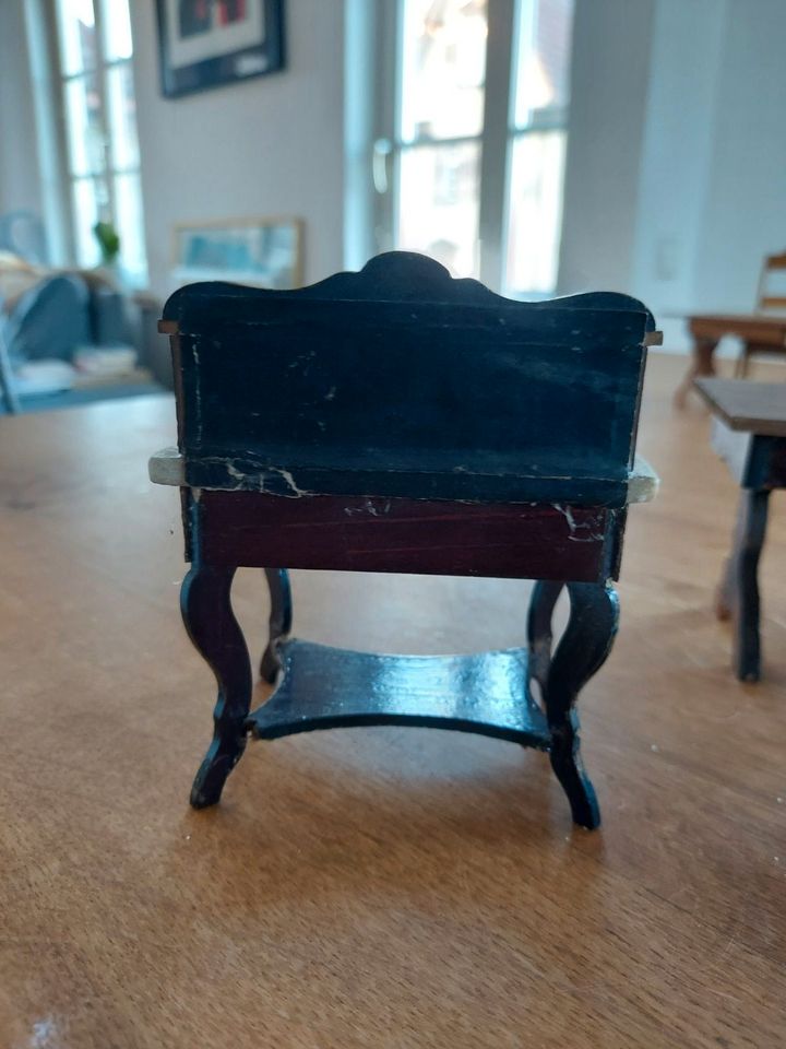 Möbel Puppenstube zur Auswahl Tische Stuhl Sekretär (Kestner?) in Backnang