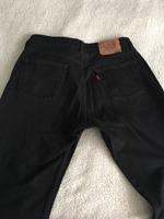Jeans schwarz von Lewis 33/34 Nordrhein-Westfalen - Soest Vorschau