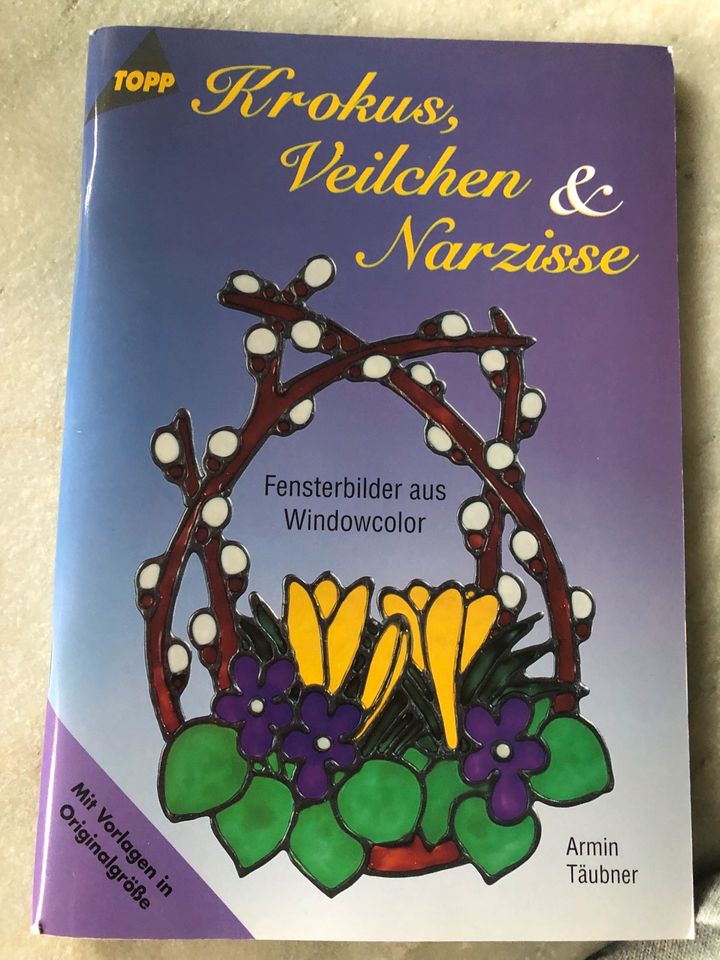 Krokus Veilchen & Narzisse Window Color Bastelbuch Neu in Bleckede