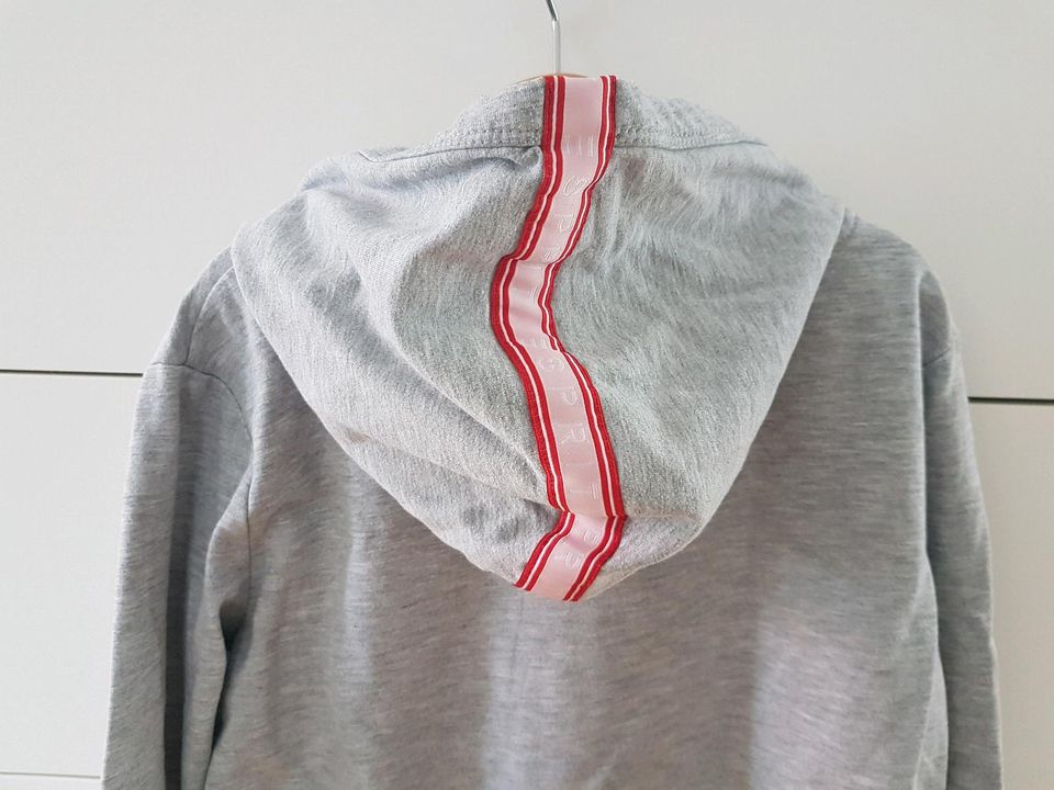 Esprit Sweatshirt Hoodie grau (146)/152/158 in Dortmund