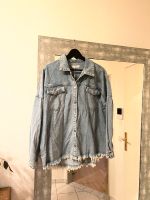 Oversize Jeansjacke Jeanshemd mit Fransen Größe L, neu Nordrhein-Westfalen - Pulheim Vorschau