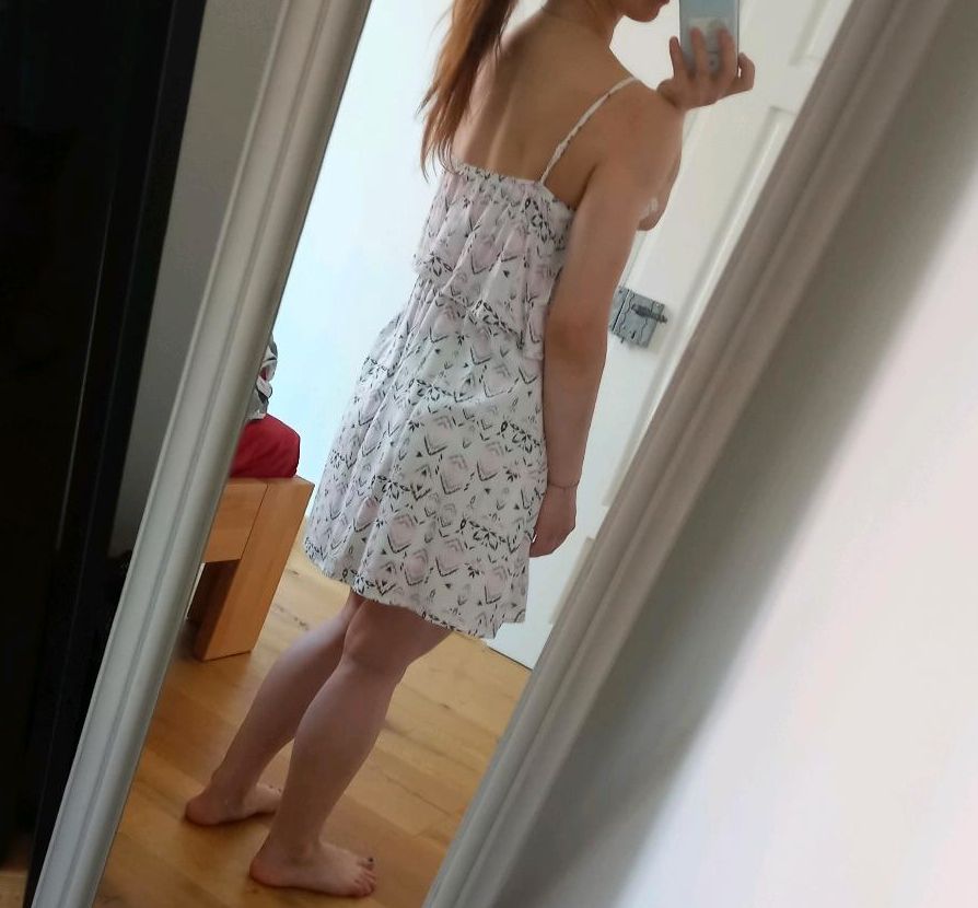 Pimkie Damen Sommerkleid, zweilagig, weiß mit Muster, M in Landshut