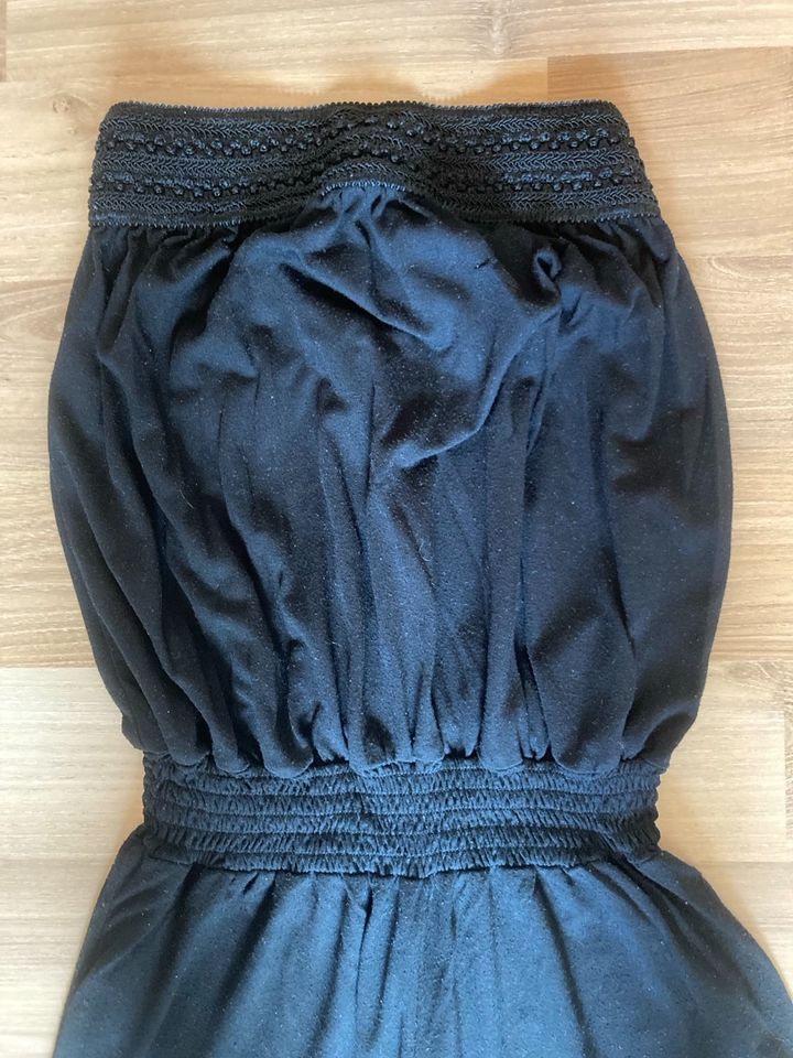 Schwarzer Jumpsuit von Hunkemöller, Größe S in Schönaich