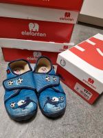 Elefanten Sigikid Kinder Schuhe Gr. 26 Torwart Fußball Hausschuhe Nordrhein-Westfalen - Rheinbach Vorschau