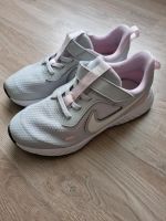 Schuhe Nike Mädchen Gr. 31 Niedersachsen - Loxstedt Vorschau