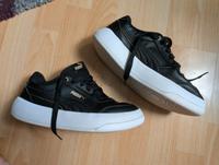 Puma SD Port Sneaker, schwarz weiß gold, 38 Nordrhein-Westfalen - Euskirchen Vorschau