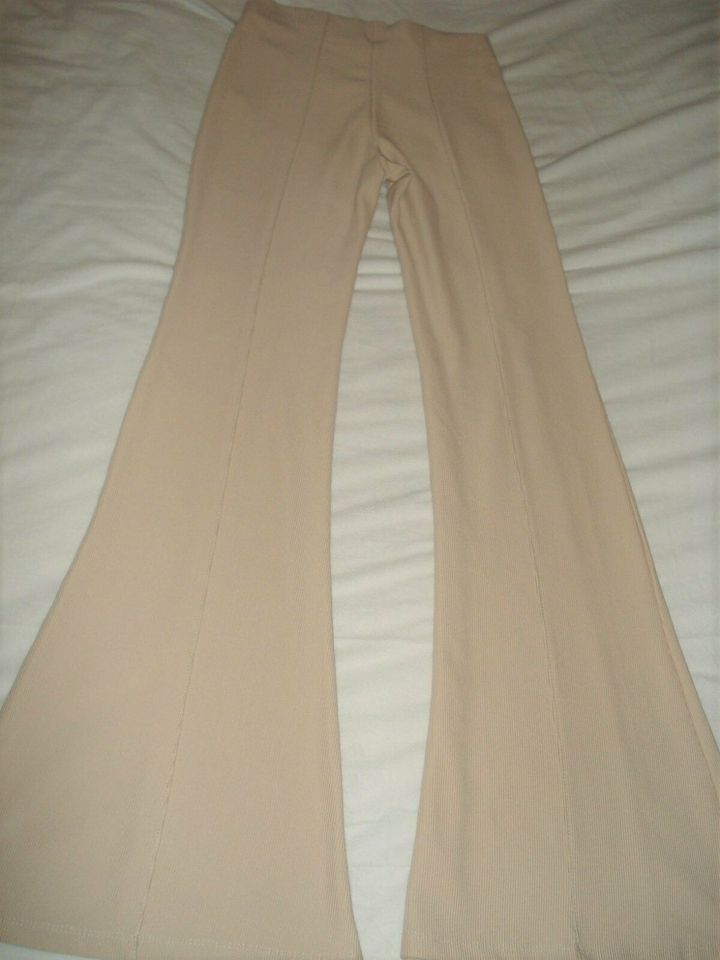 Stretch Stoff Schlaghose beige von BERSHKA Gr. S wNeu in Brandenburg -  Neuruppin | eBay Kleinanzeigen ist jetzt Kleinanzeigen