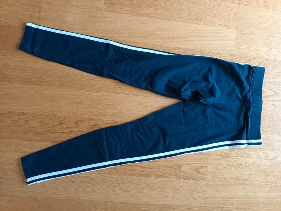 Sporthose Sportleggings Gr. 164 Adidas in Ettlingen