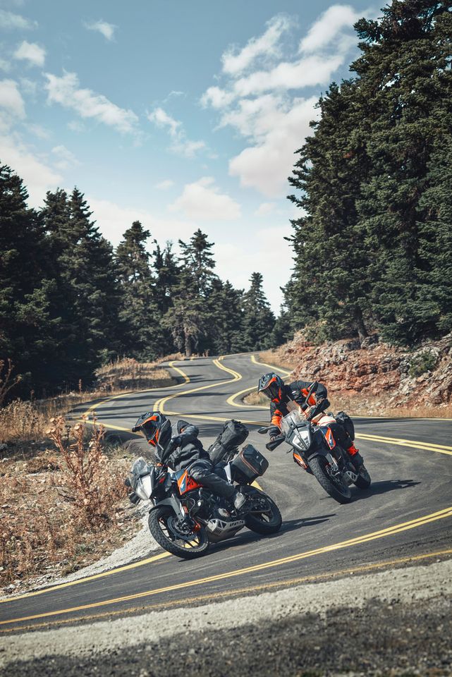 KTM 390 Adventure 2023 Orange Neufahrzeug *Frühjahrsaktion* in Winnenden