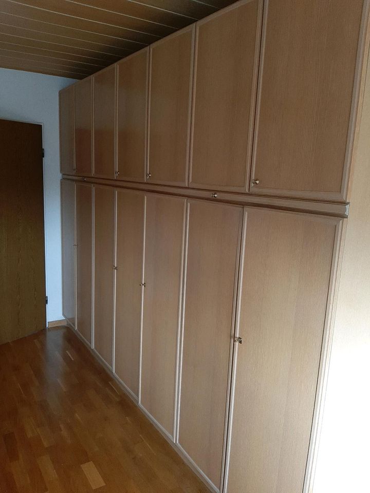 Kleiderschrank Buche in Dinslaken