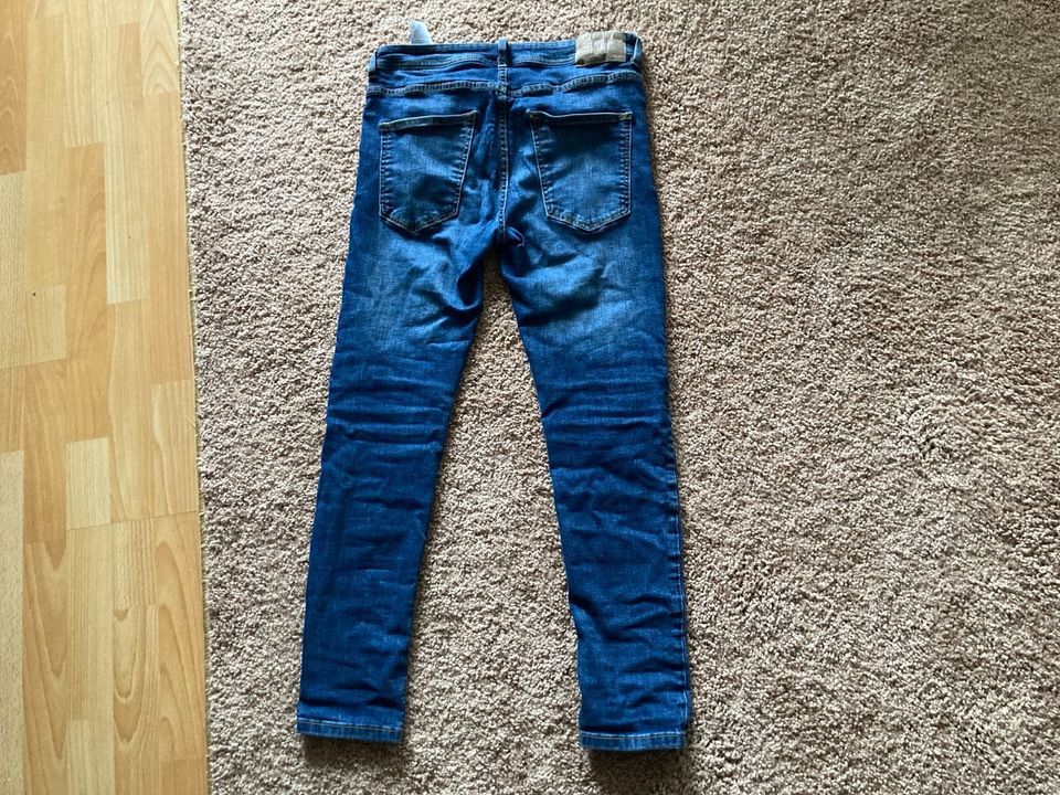 Fsbn New Yorker skinny jeans Herren Jungen 30 32 blau in Schönaich