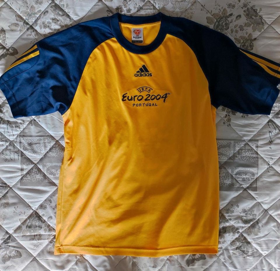 Adidas T-Shirt Euro 2004 NEU EM Shirt Trikot Fußball in Kernen im Remstal