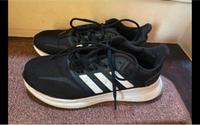 Verkaufe Damen Adidas Schuhe, Größe 41 Nordrhein-Westfalen - Reichshof Vorschau