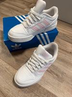 Adidas TEAM COURT 2 STR J, Größe 38 2/3, einmal getragen Bayern - Marktredwitz Vorschau