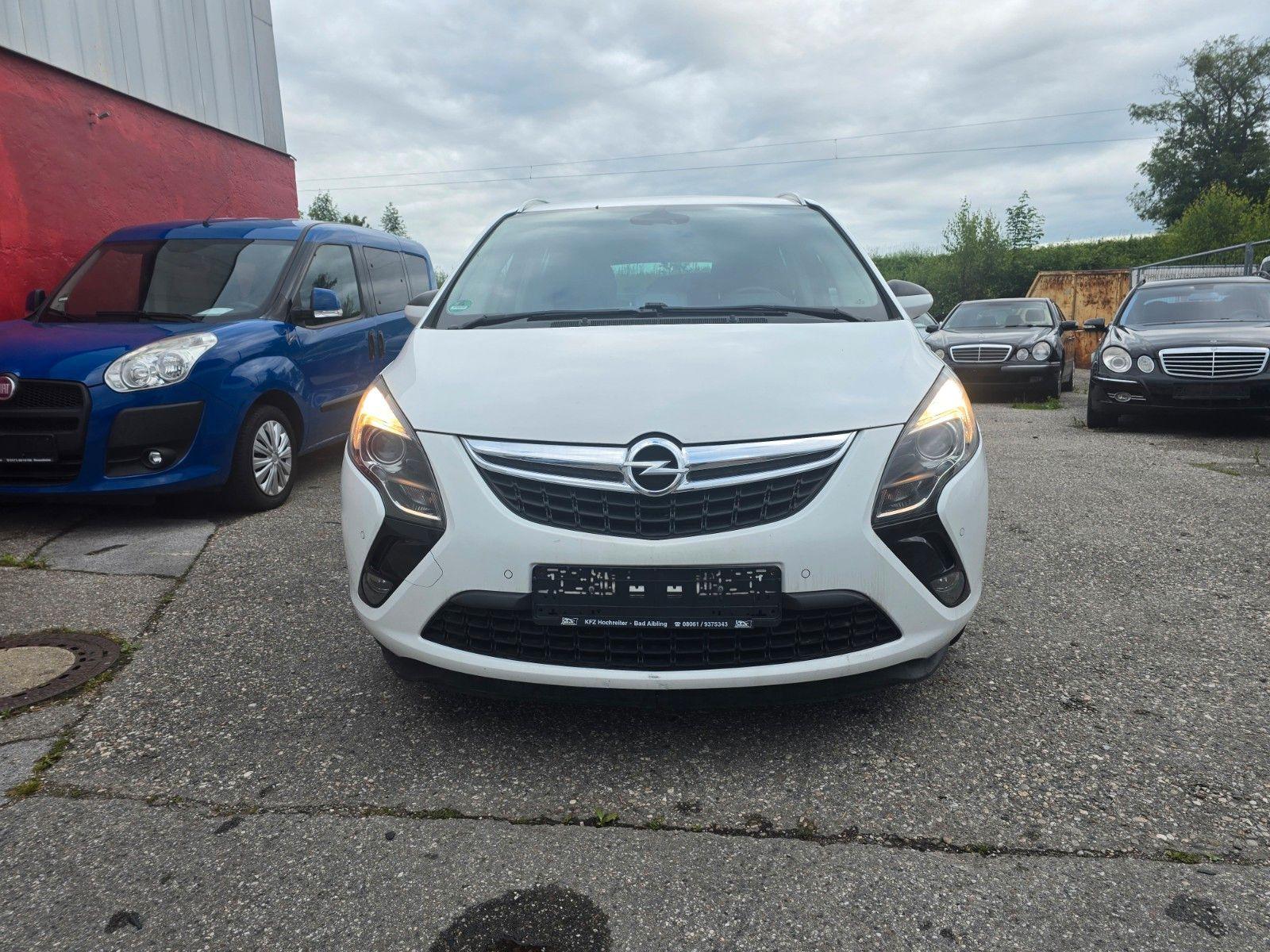Abbildung des Autos Opel Zafira Tourer 2.0 C…