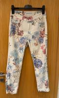 Angels Jeans Hose Gr. ca. 36 38 creme Blumen blau rosa Hessen - Weiterstadt Vorschau