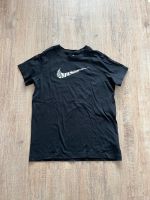 Nike Shirt 158 164 schwarz Girl Sport Bayern - Freilassing Vorschau