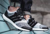 Adidas Ultra Boost 1.0 “SNS X Social Status “ Gr.42 …Top!!!! Berlin - Treptow Vorschau