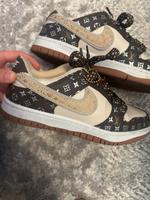 Nike Schuhe  Damen GR 39 Niedersachsen - Wolfsburg Vorschau