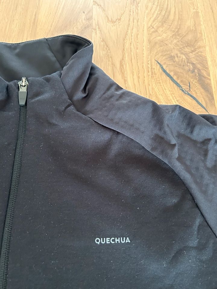 Quechua Softshelljacke Light Jacke L ungetragen in Berlin