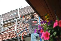 Roof Dachtschutzwand Steildach Absturzsicherung Steildachsystem 15m Fallschutz Niedersachsen - Lengede Vorschau