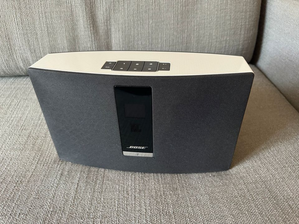 Bose Soundtouch 20, schwarz-weiss, sehr guter gepflegter Zustand in Hamburg